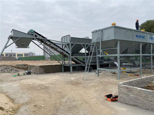 อุปกรณ์โรงผสมดินเคลื่อนที่ด้วยคอมพิวเตอร์ 120KW พร้อมถังซีเมนต์แนวนอน